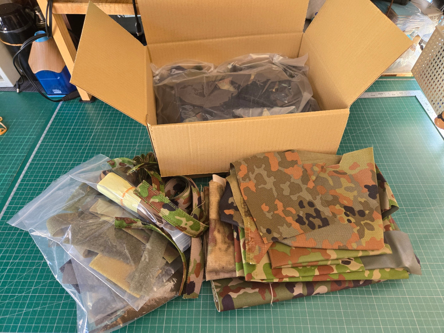 Grab Material Box