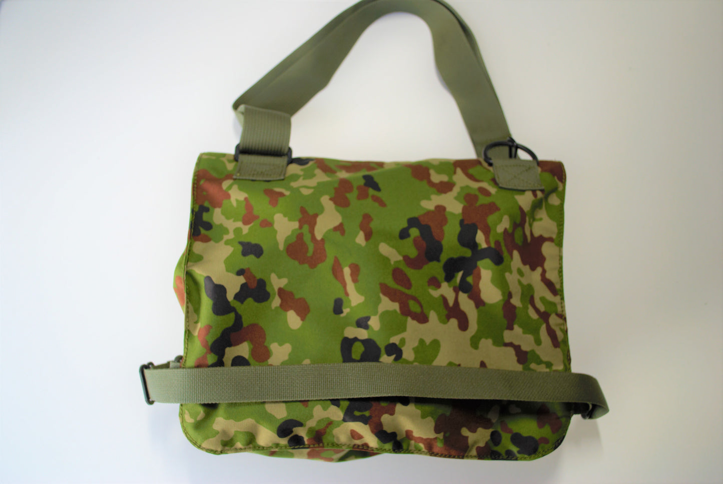 【受注生産受付中】Type00 Gasmask Bag Mock-up