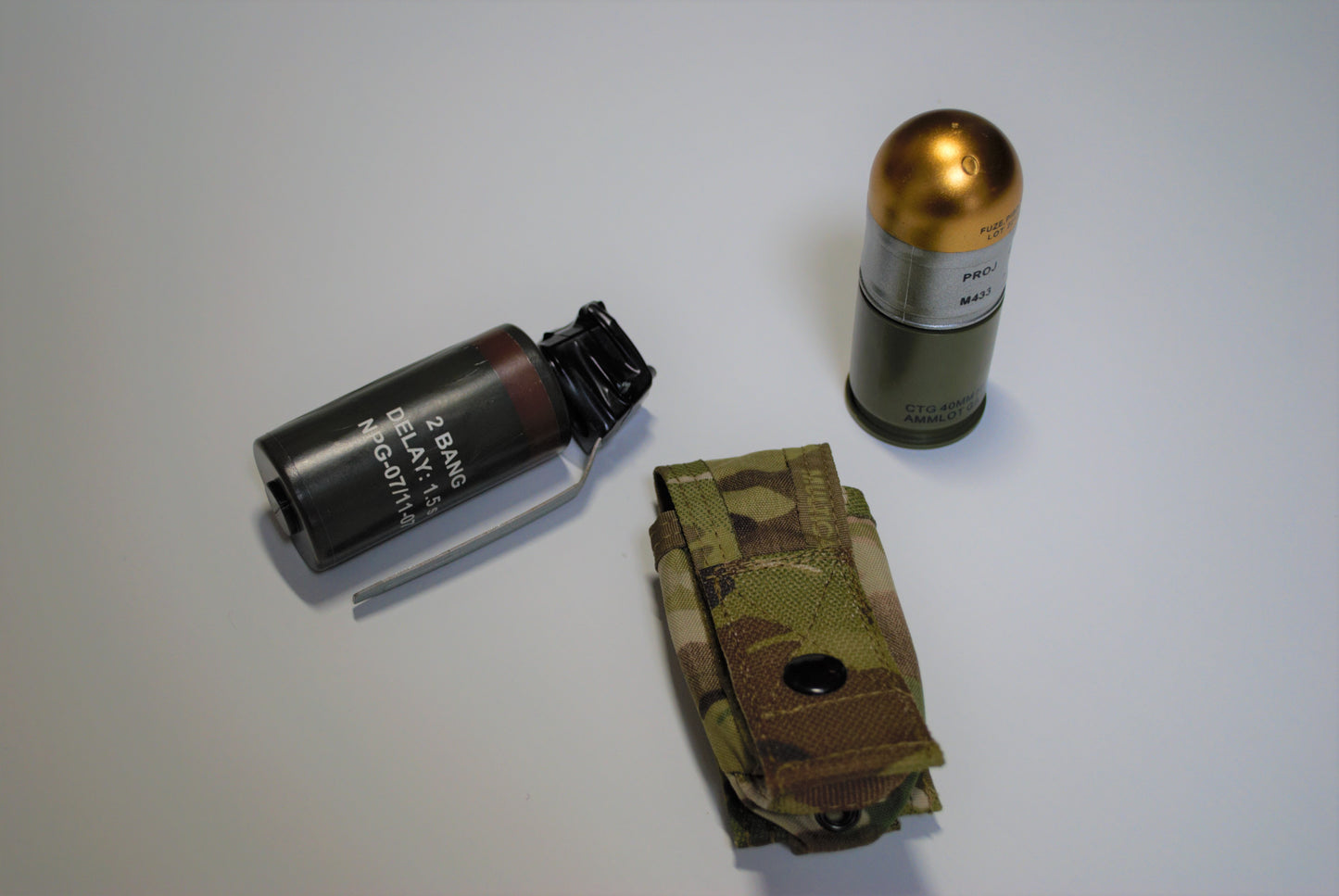 【受注生産】Single 40㎜/Flashbang pouch Reproduction