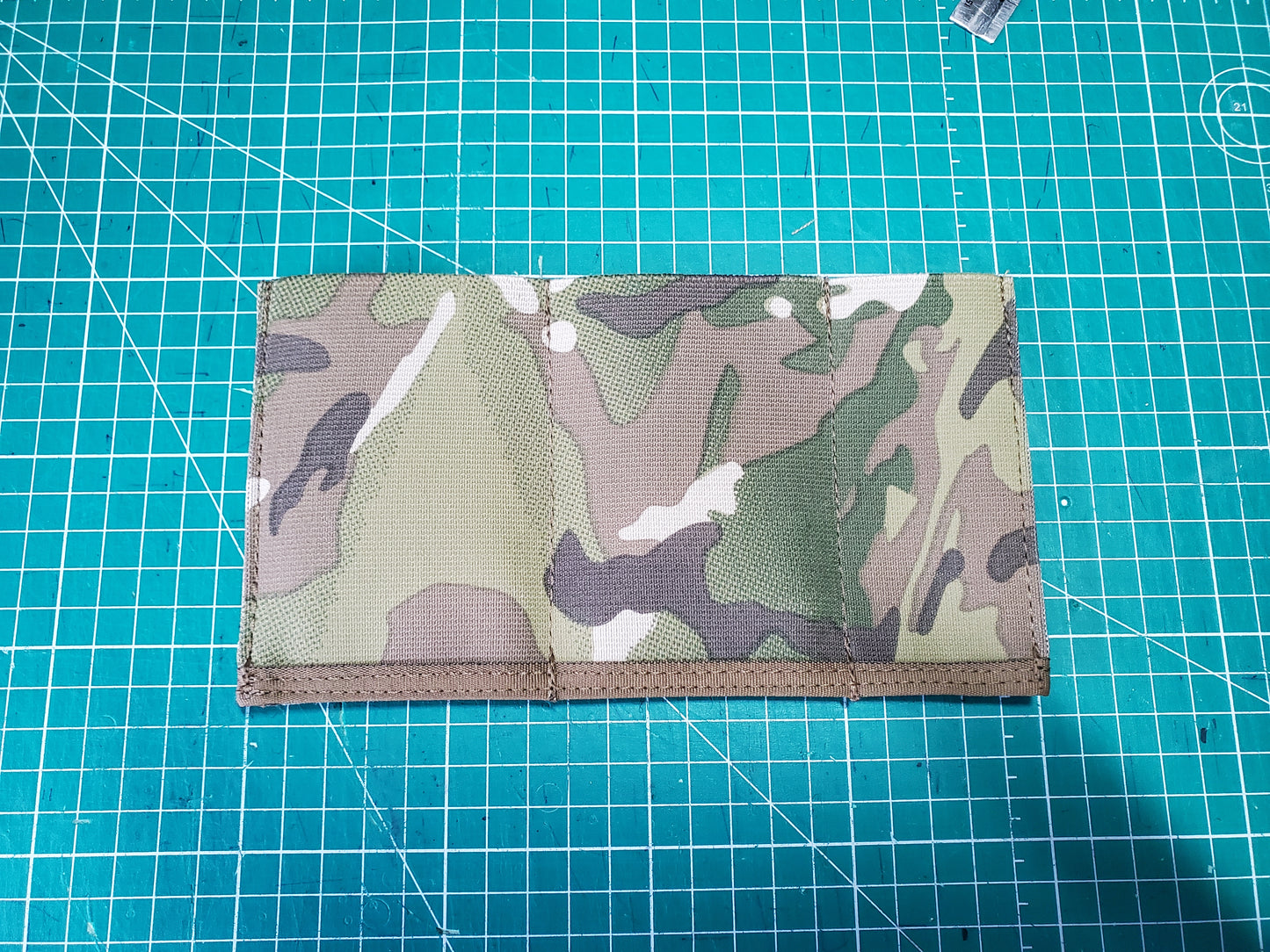 【作例】Elastic Pocket Accessory for Front of Placard