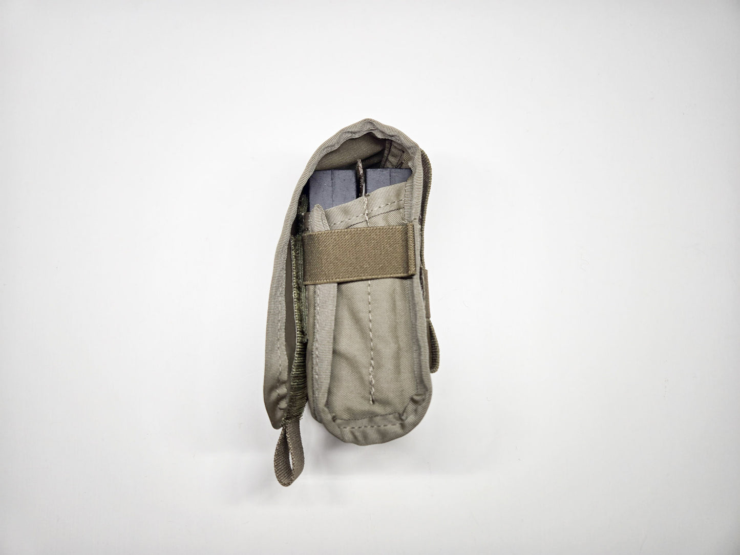 ”Pouch,Medium” Reproduction