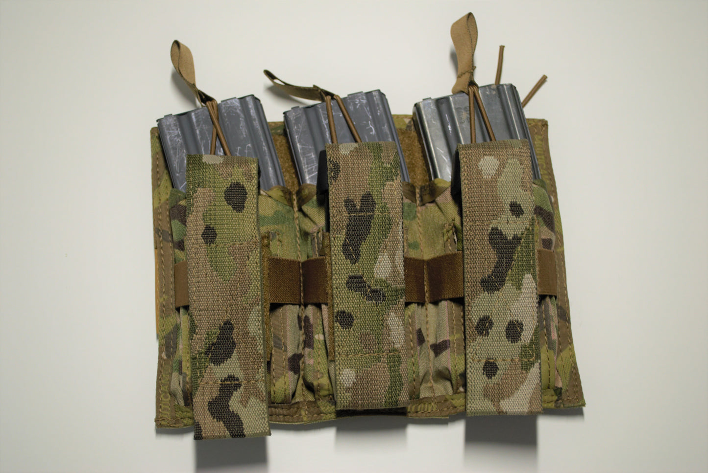 Delta force Custom Detachable Flap  Triple Mag Pouch Type